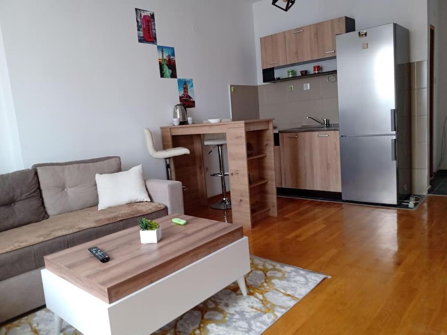 Tifany In Apartman